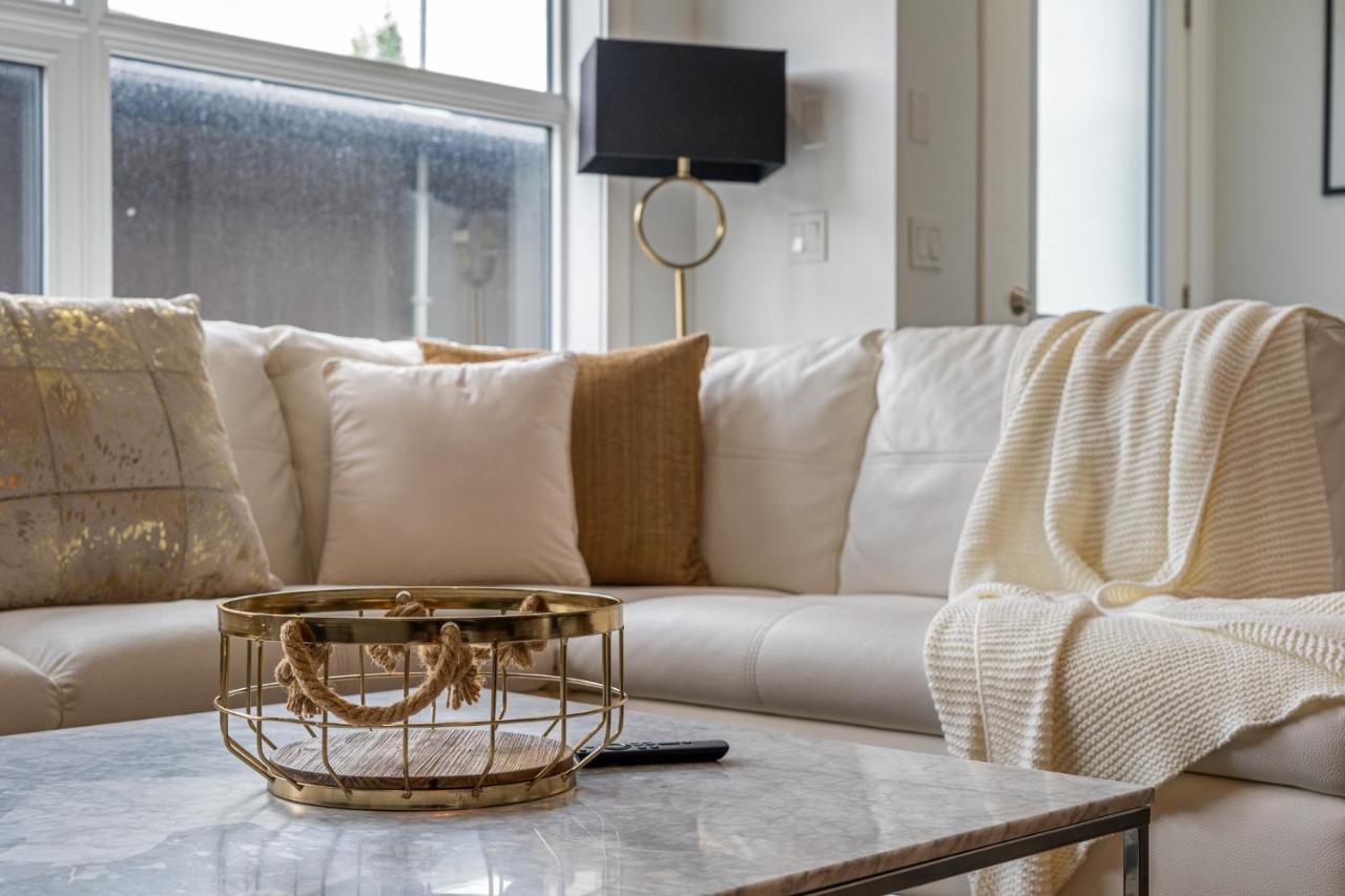 Contemporary Luxury 4 Bedroom House Near Downtown YYC Eksteriør bilde