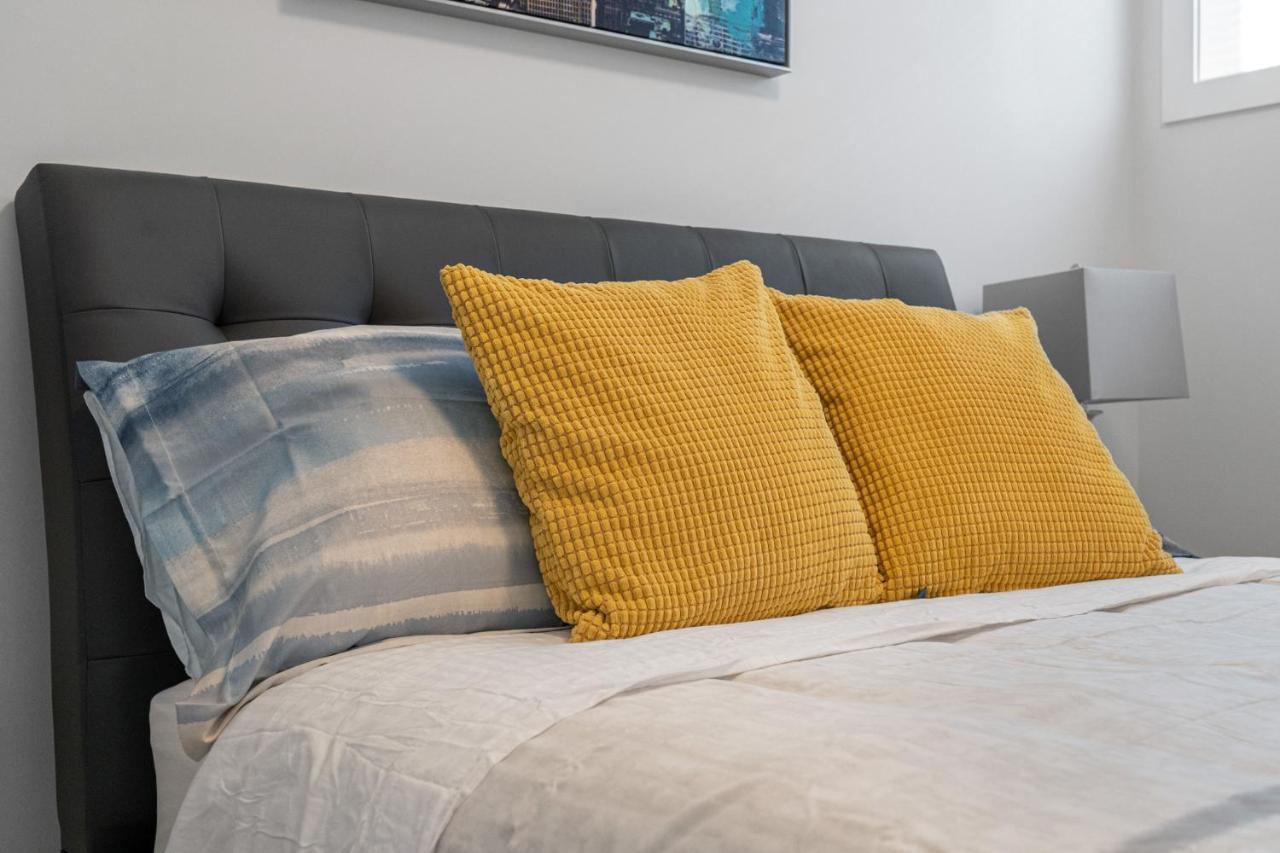 Contemporary Luxury 4 Bedroom House Near Downtown YYC Eksteriør bilde
