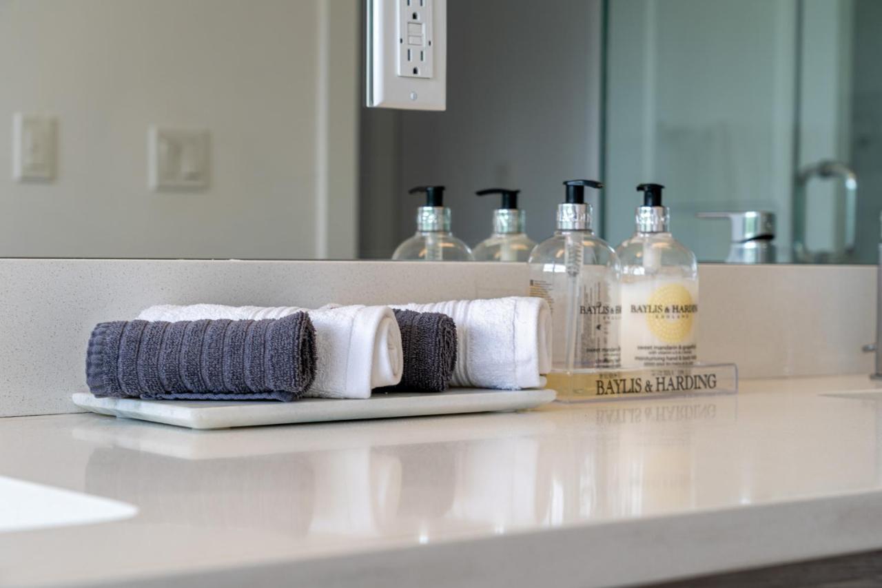 Contemporary Luxury 4 Bedroom House Near Downtown YYC Eksteriør bilde