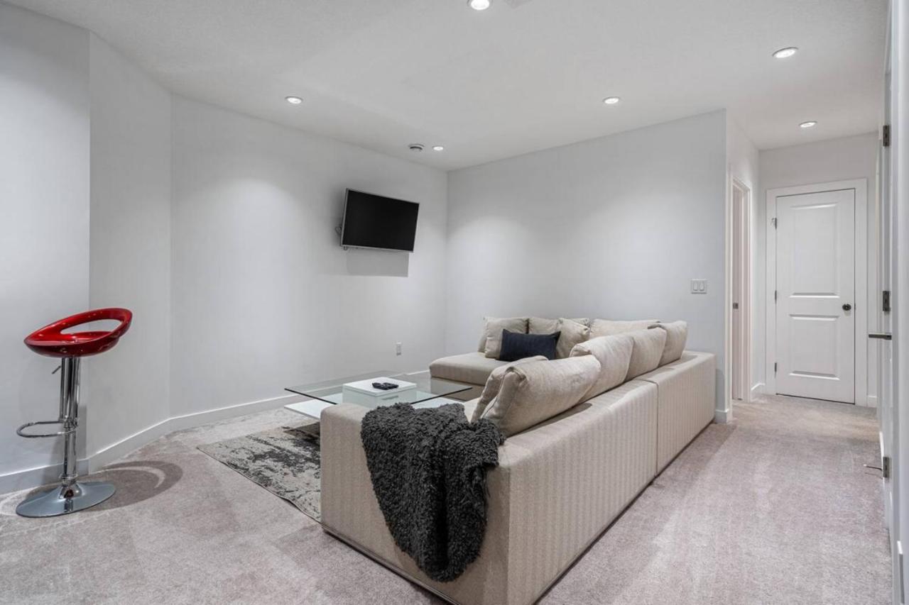 Contemporary Luxury 4 Bedroom House Near Downtown YYC Eksteriør bilde